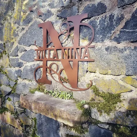 Traumhafte An Der Burg *